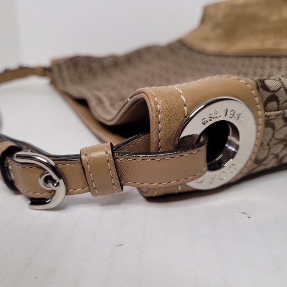 Coach Signature C's Camel Suede Jacquard Lg Tote M0778-F11666 - Picture 7 of 14